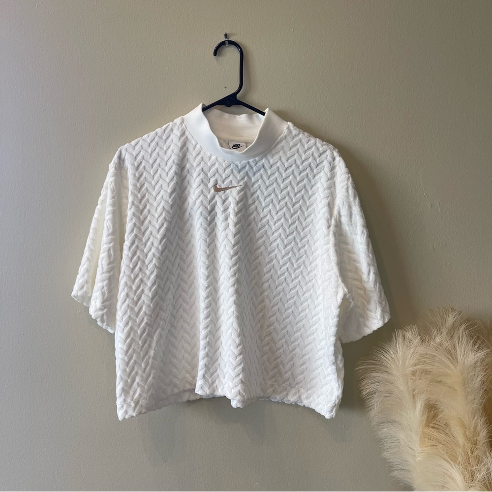 NWT Nike Shirt